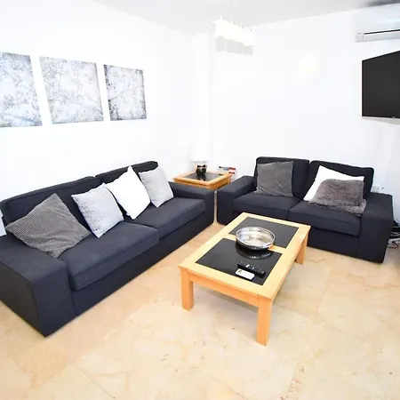 Wyndham 4 Bed House Tatil Evi *