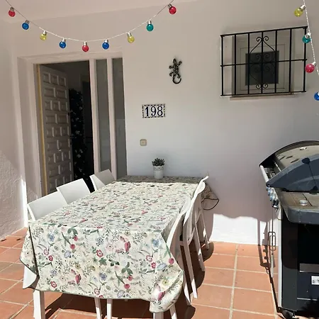 Wyndham 4 Bed House *